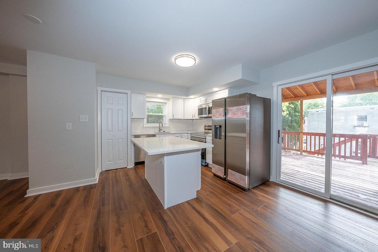 614 Caroline Drive photo 8