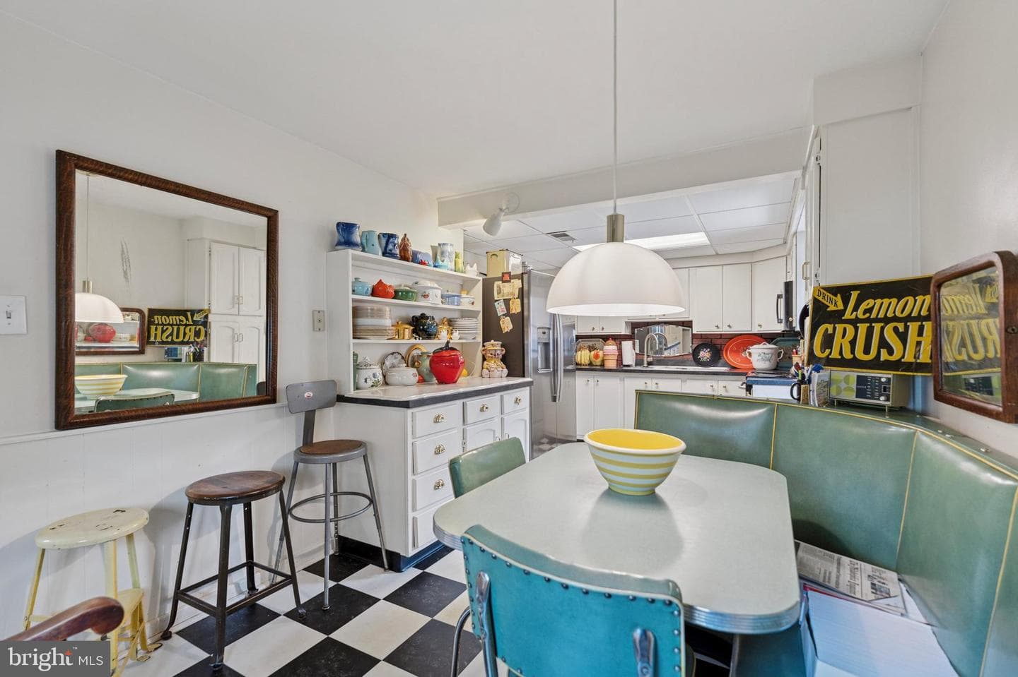 4040 N Warner Road photo 10
