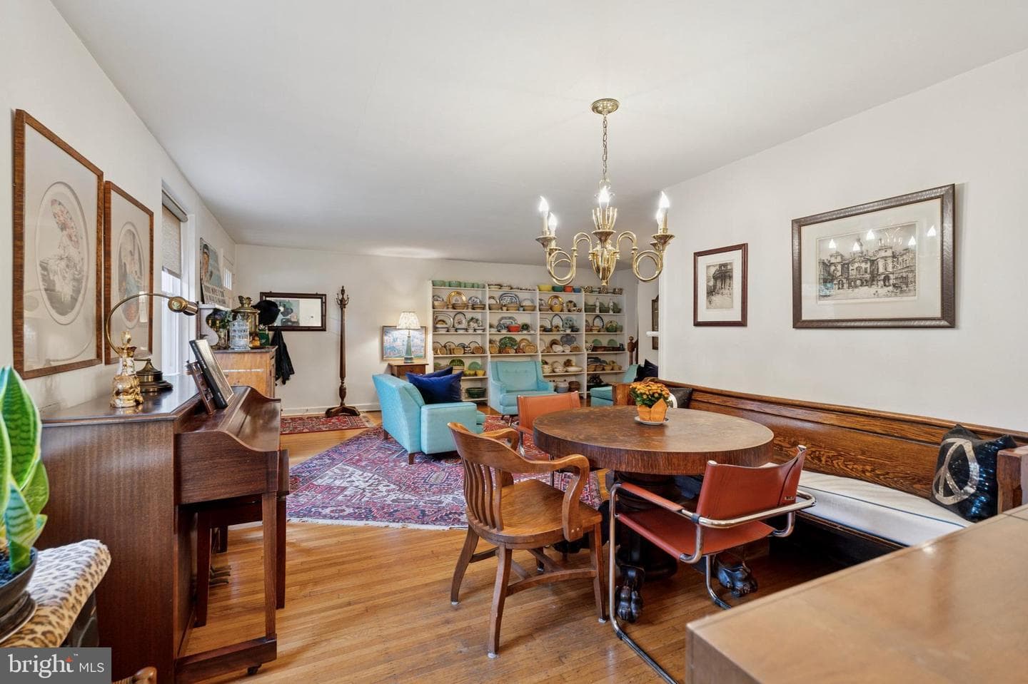 4040 N Warner Road photo 3