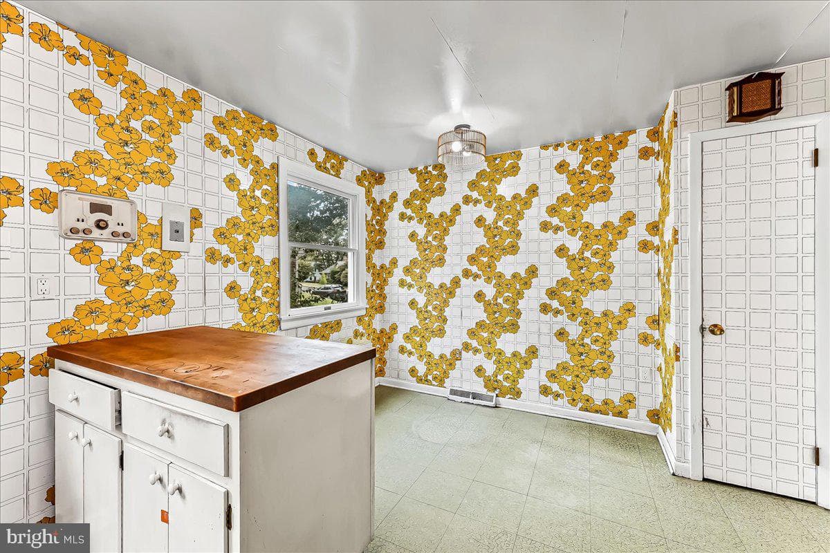 604 Pine Tree photo 14