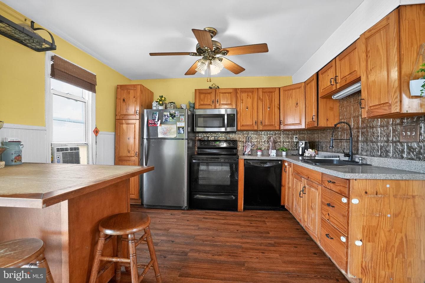 659 Beechwood Avenue photo 9