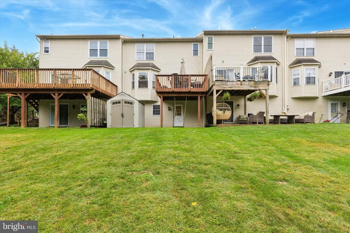 552 Creekside Drive photo 34