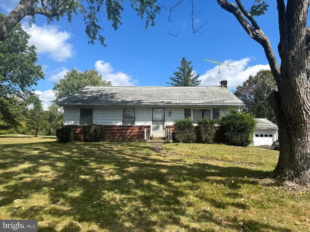 1533 School Road