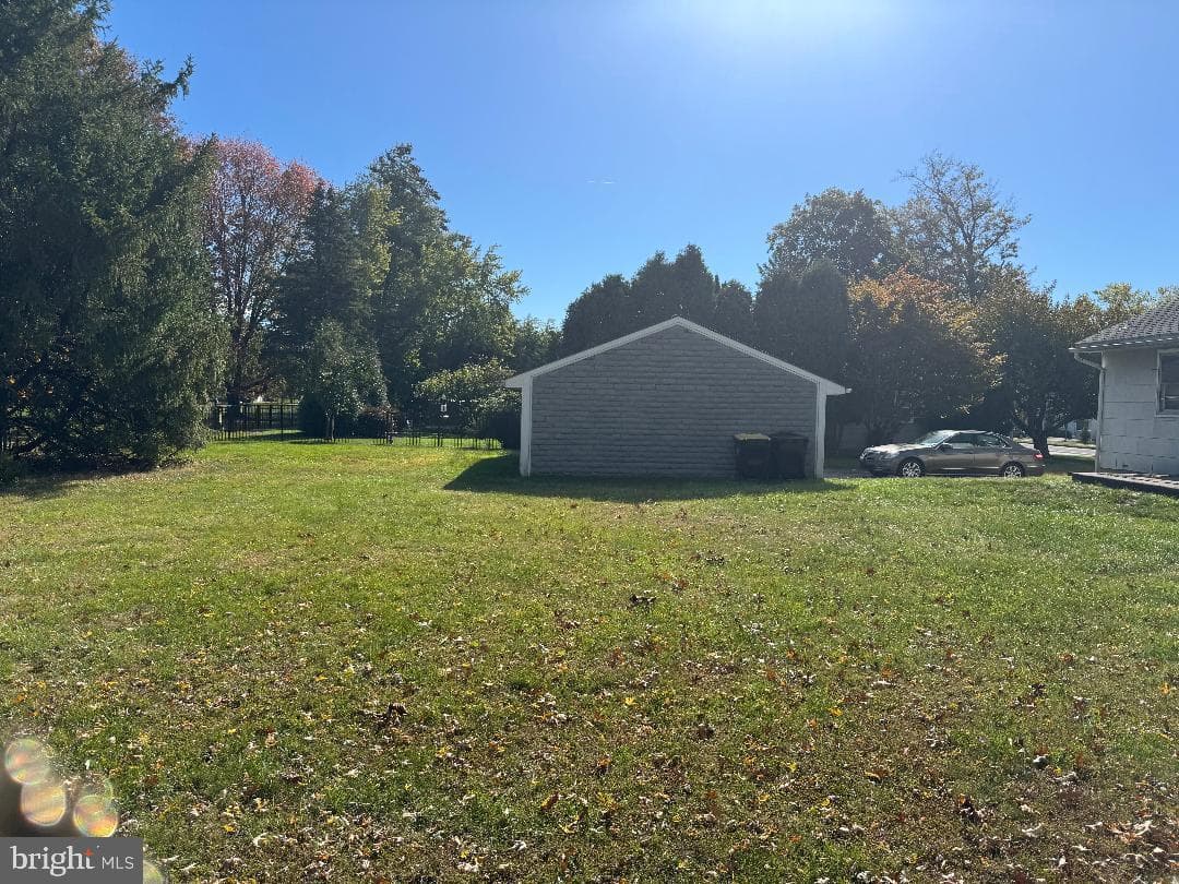 1533 School Road photo 6