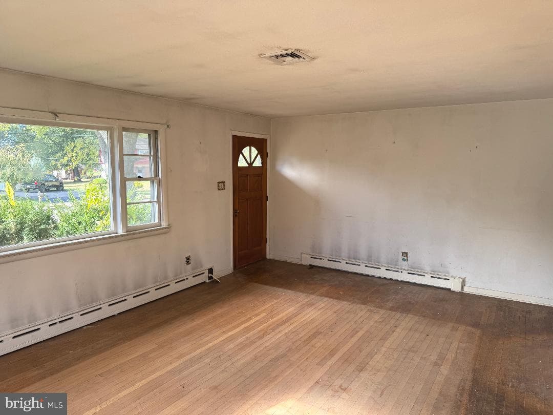 1533 School Road photo 8