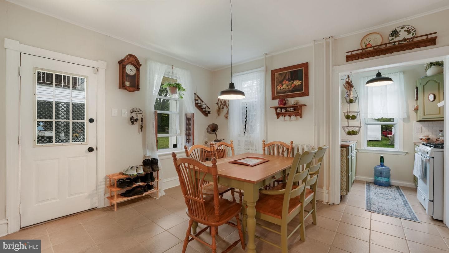 428 E Broad Street photo 11