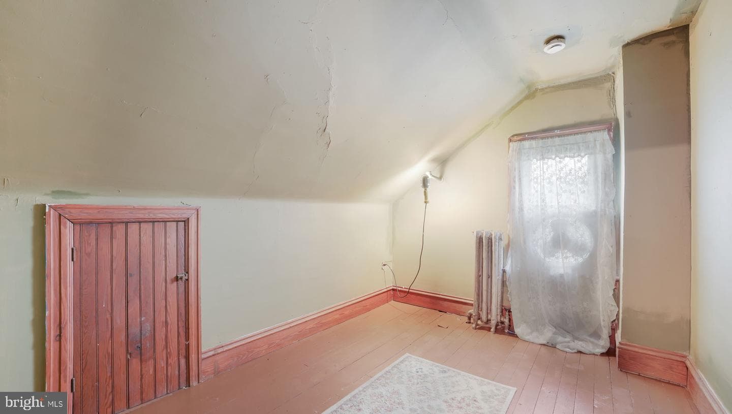 428 E Broad Street photo 24