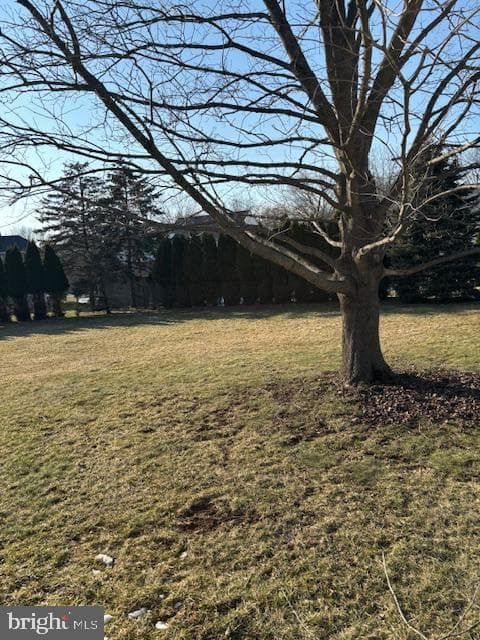 327 Sonnet Lane photo 3