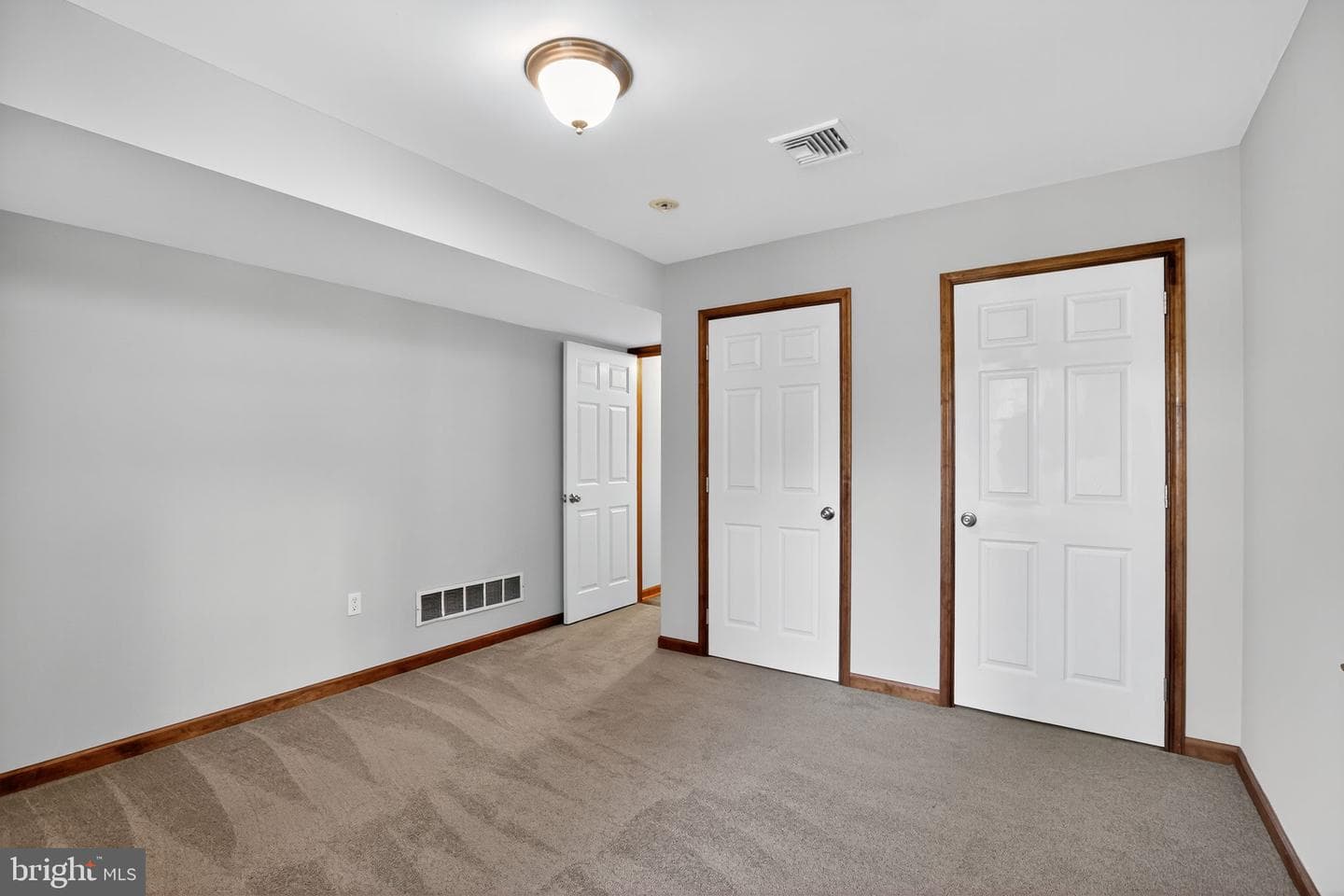 1709 Snyder Road photo 12