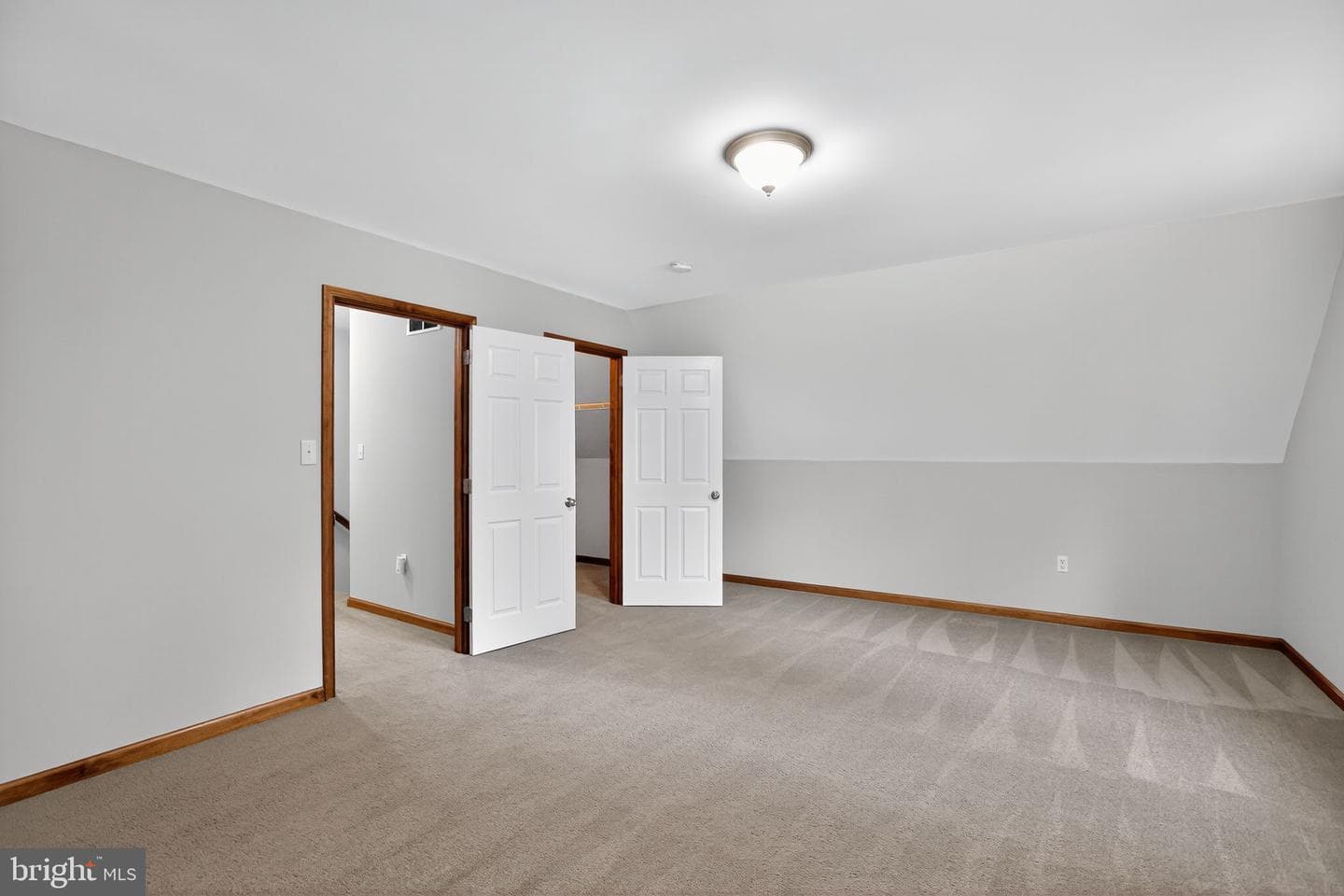 1709 Snyder Road photo 21
