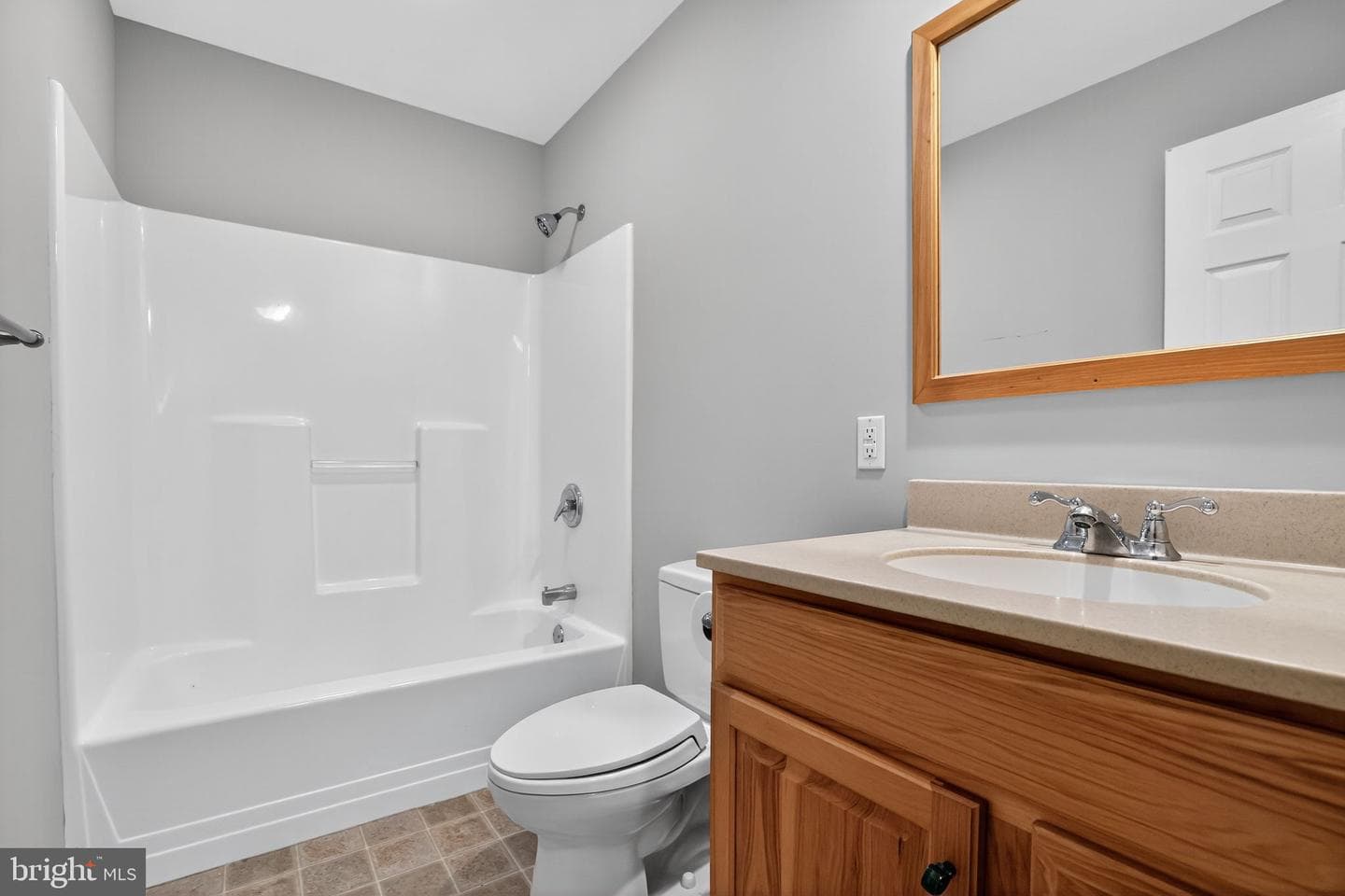 1709 Snyder Road photo 9
