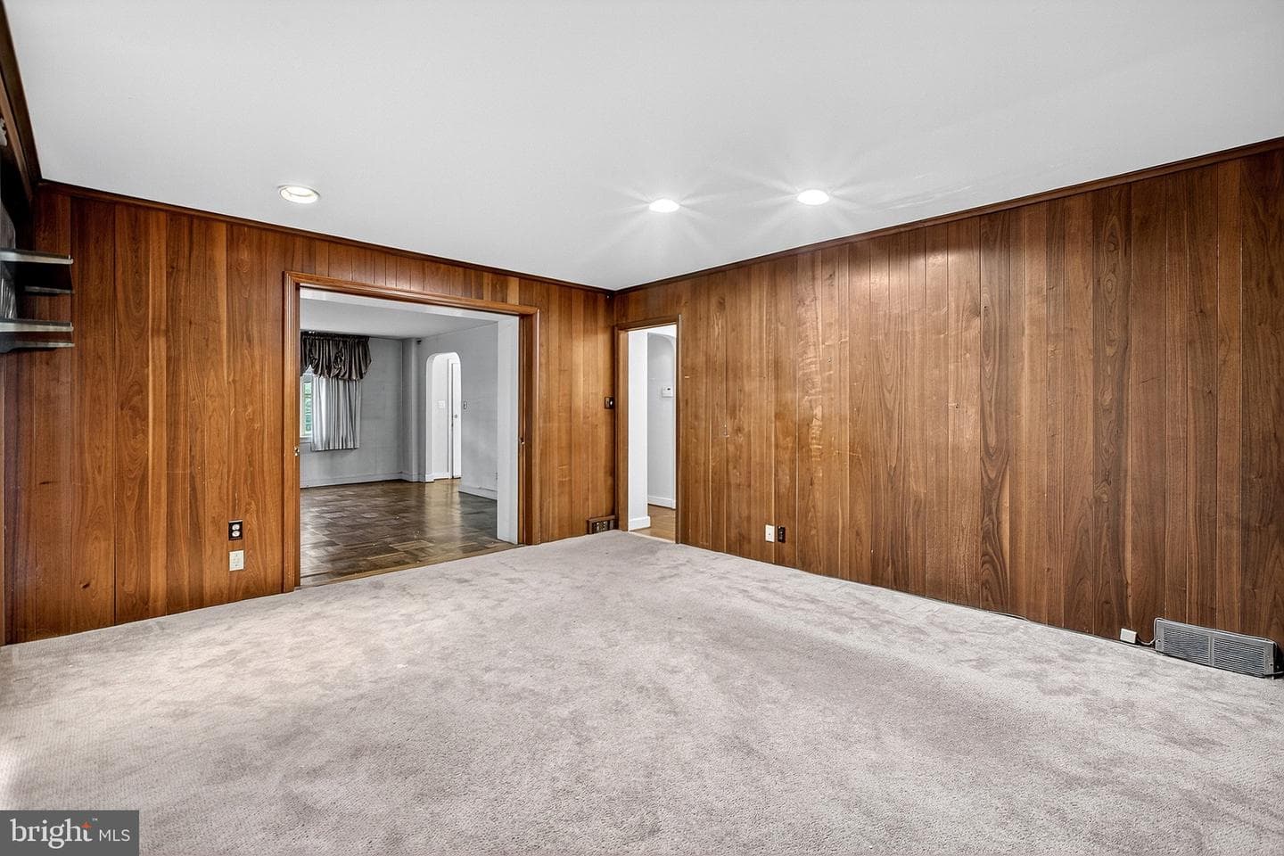 7815 Gayl Road photo 9