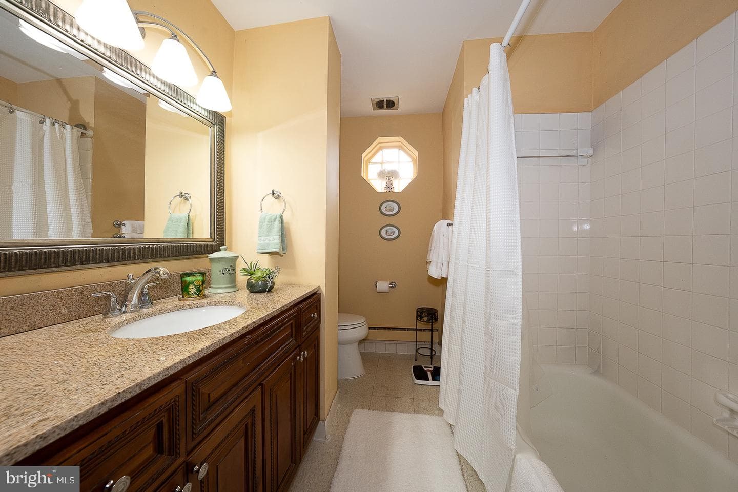 449 W Montgomery Avenue #201 photo 25
