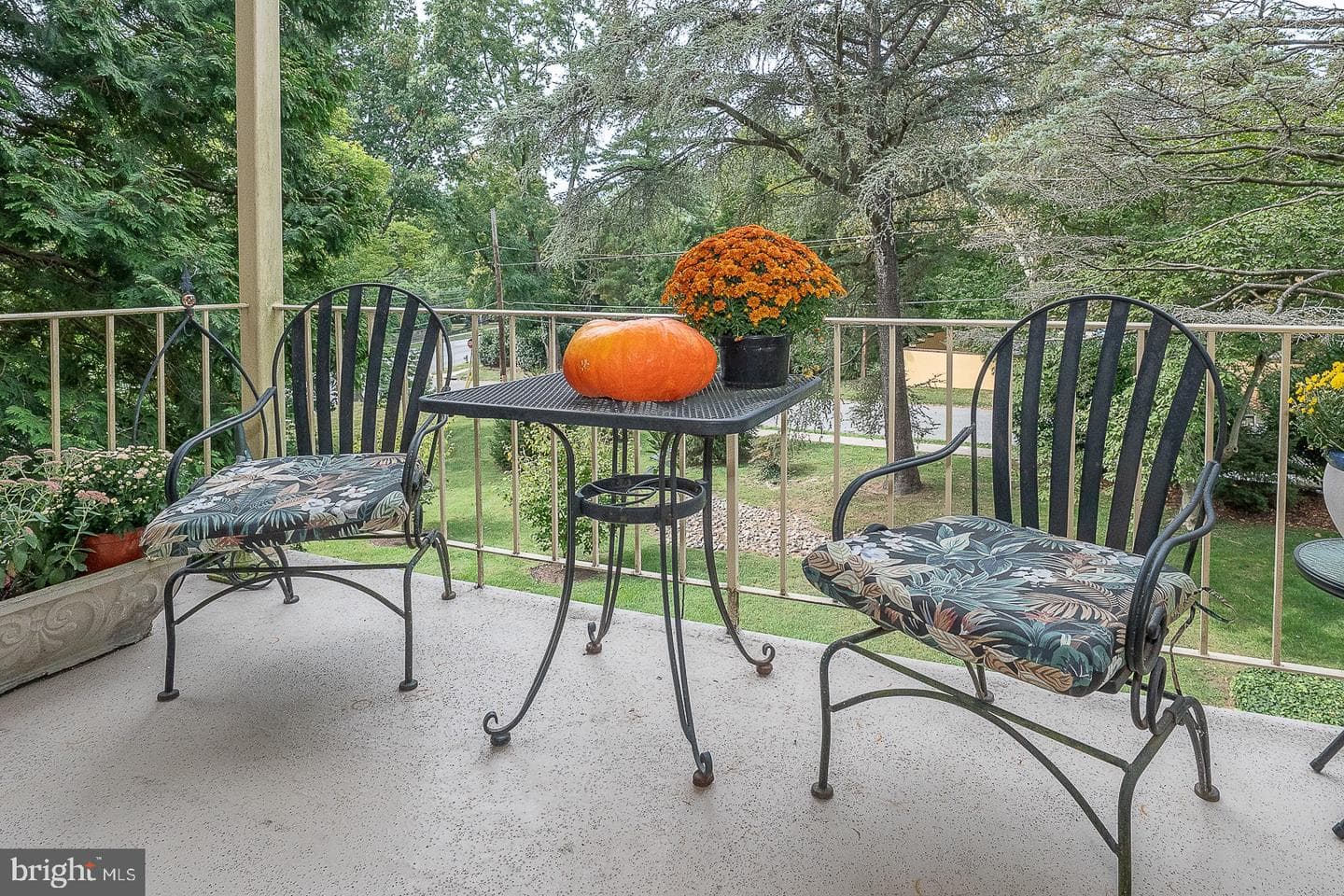 449 W Montgomery Avenue #201 photo 34