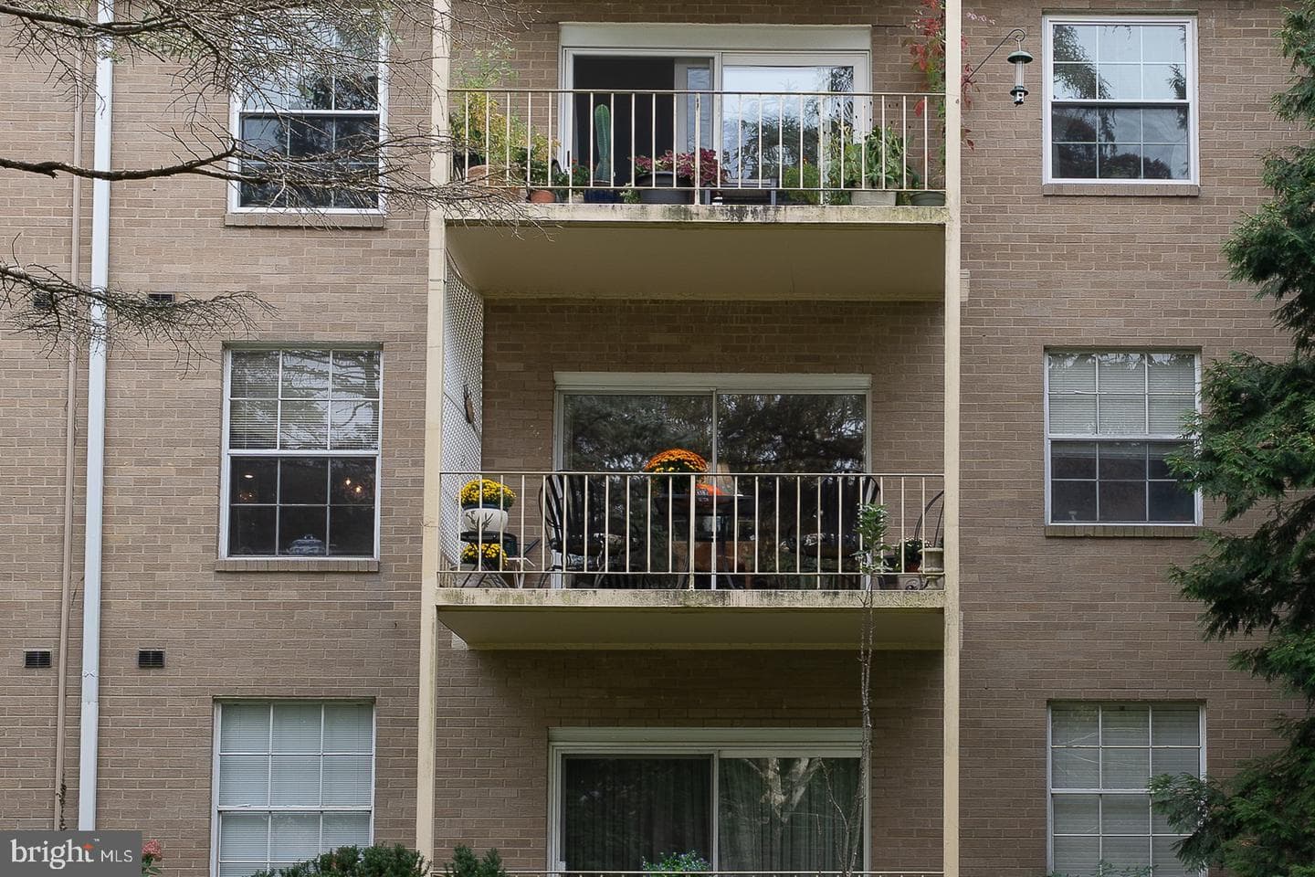 449 W Montgomery Avenue #201 photo 36