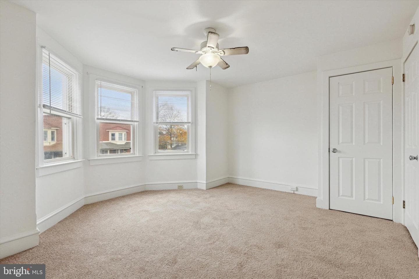 529 N Chestnut Street photo 15