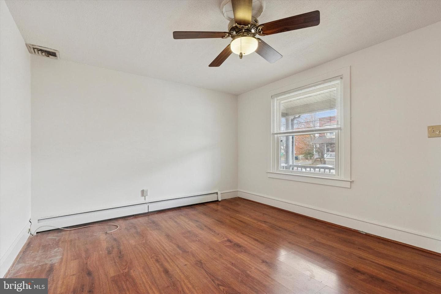 529 N Chestnut Street photo 2