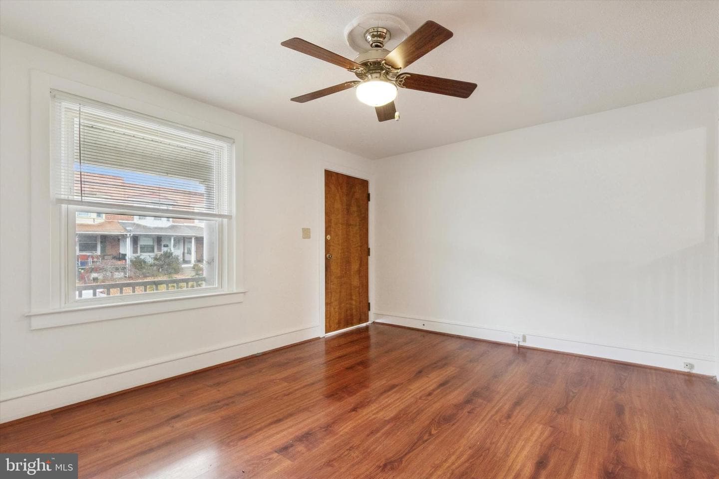 529 N Chestnut Street photo 3