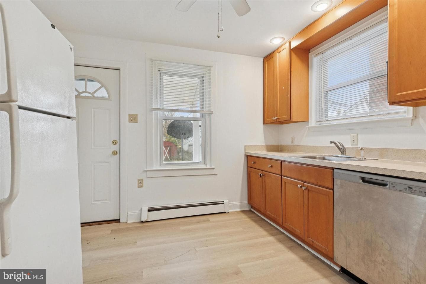 529 N Chestnut Street photo 7