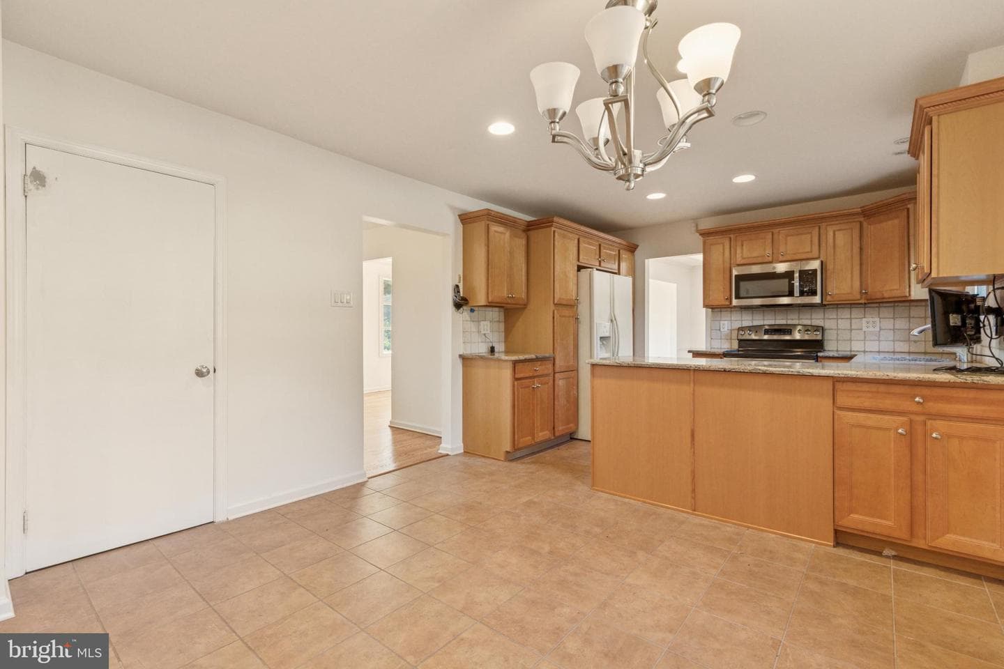 1511 Susan Drive photo 9