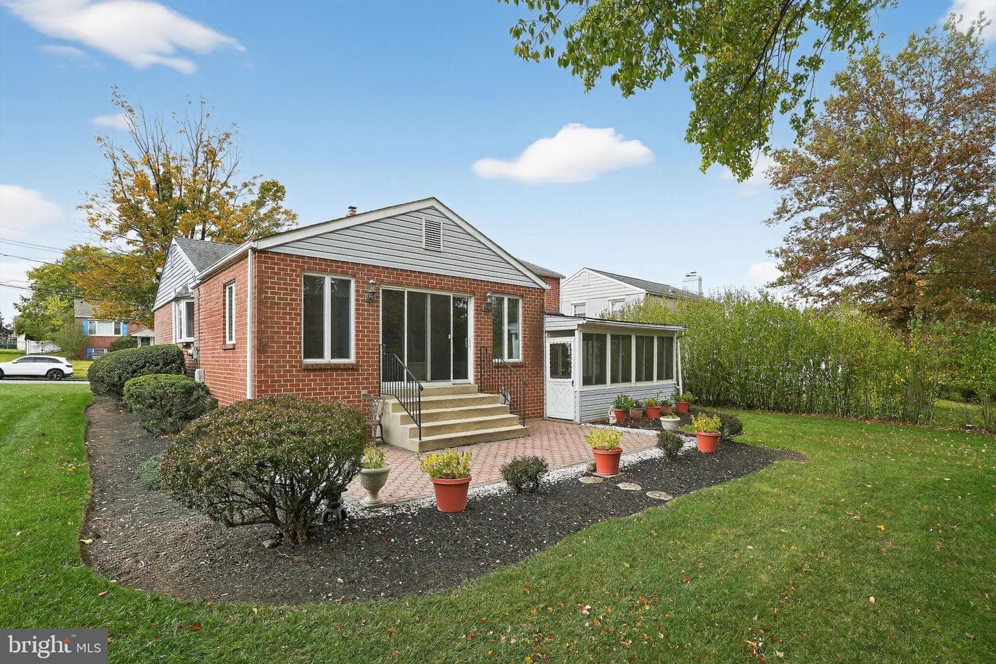 243 Jasper Road photo 4