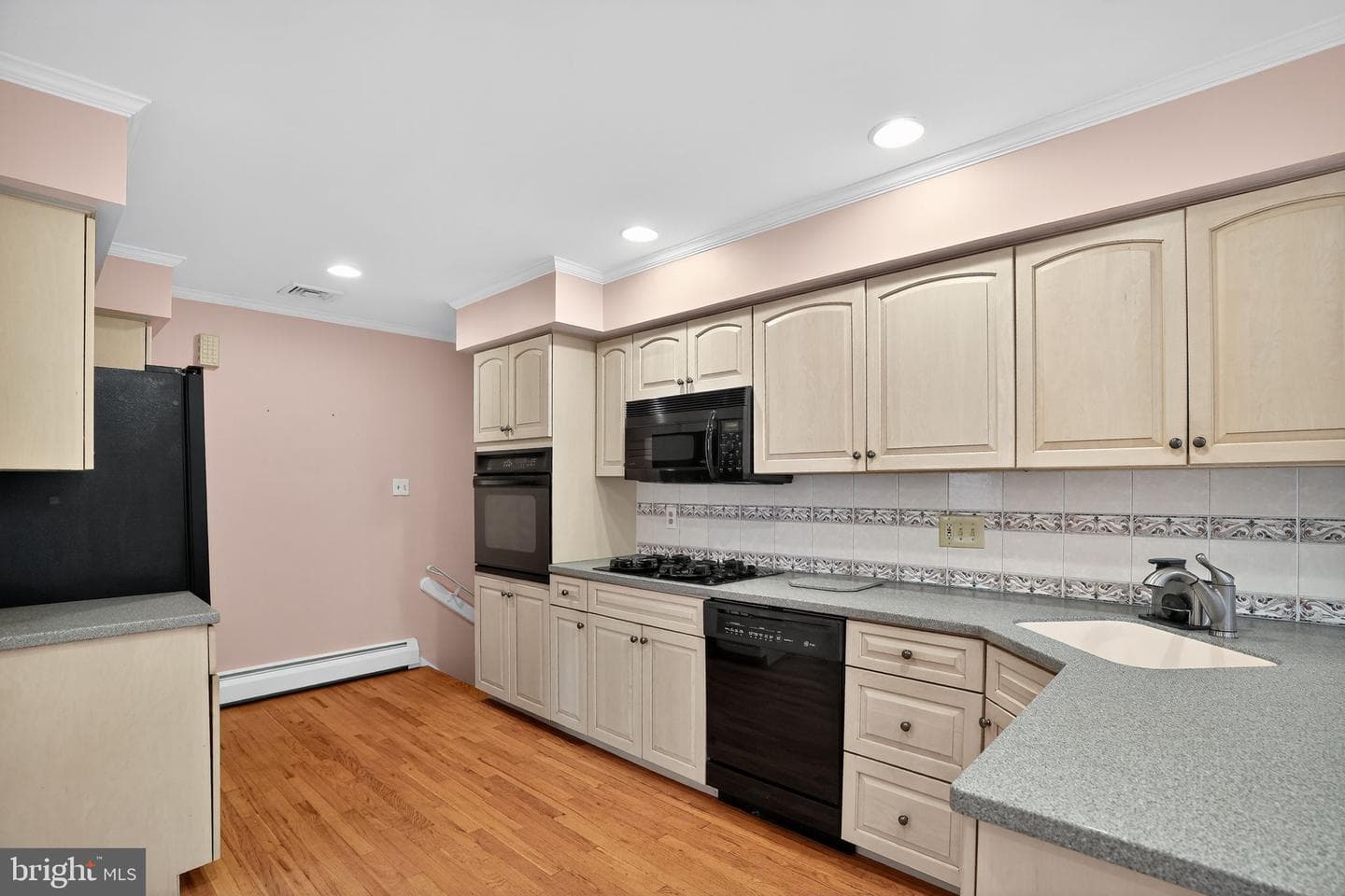 243 Jasper Road photo 6
