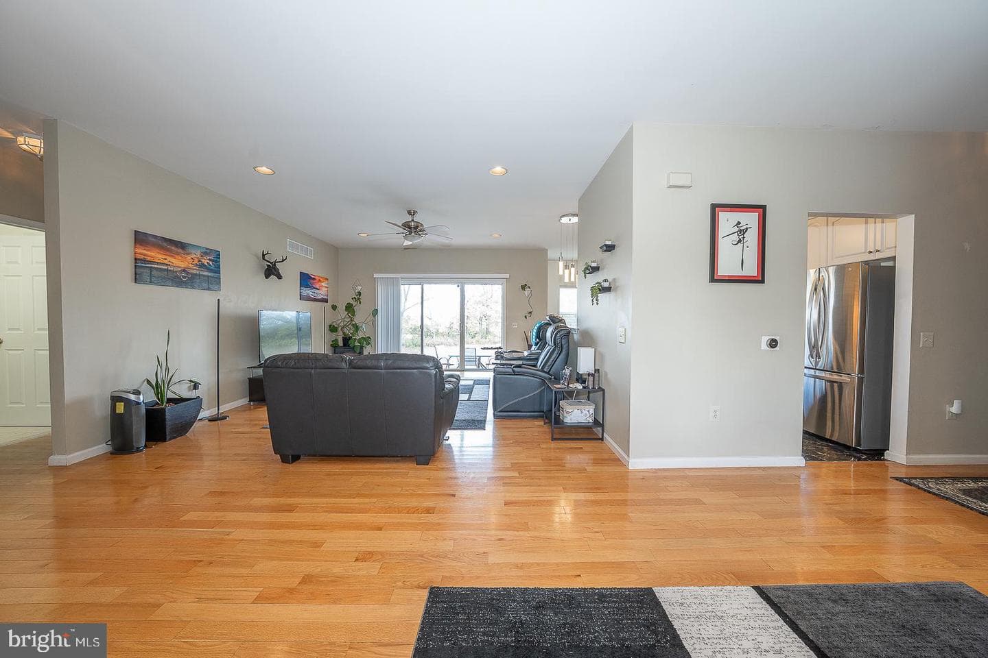 305 Summer Hill Drive photo 7