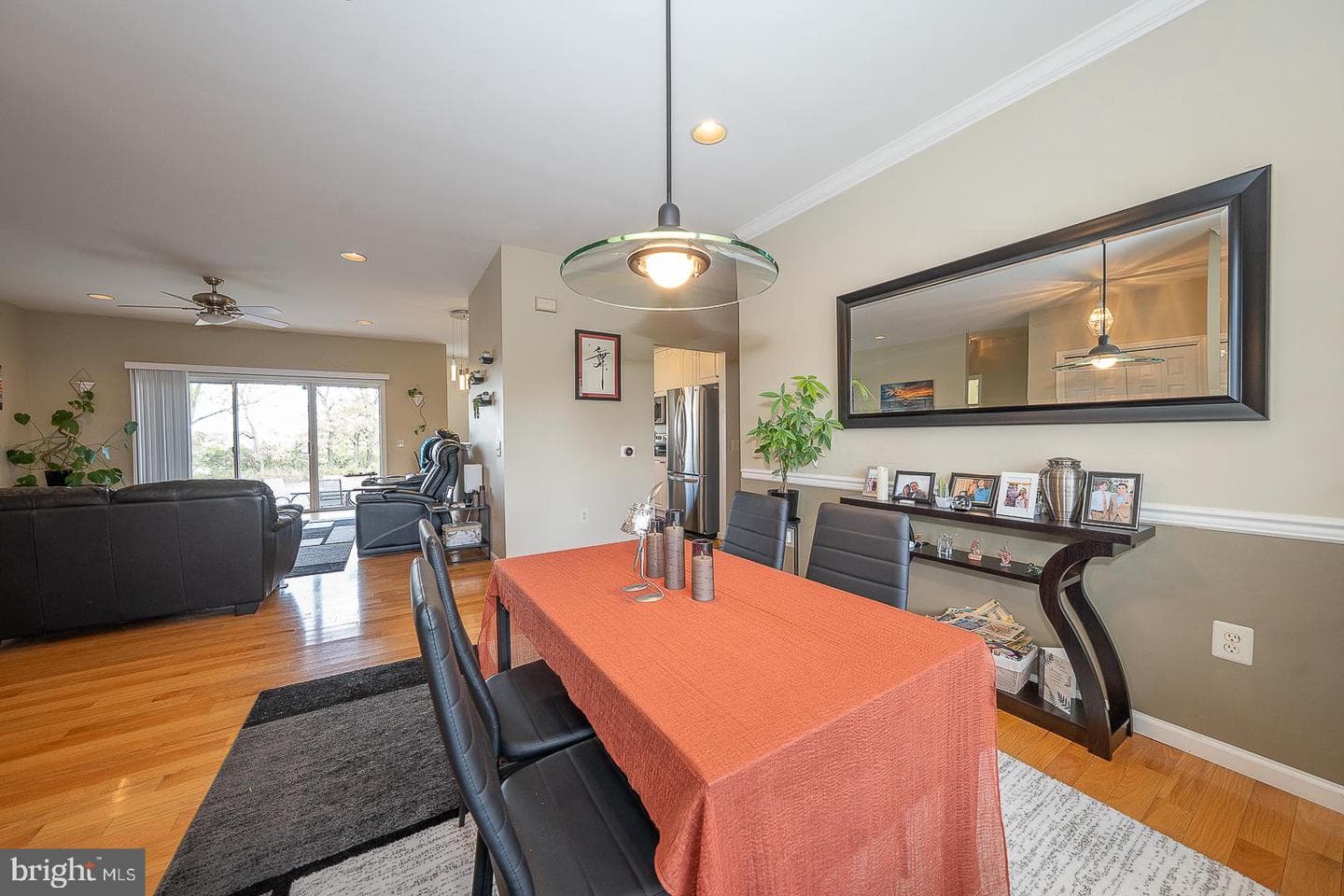 305 Summer Hill Drive photo 9