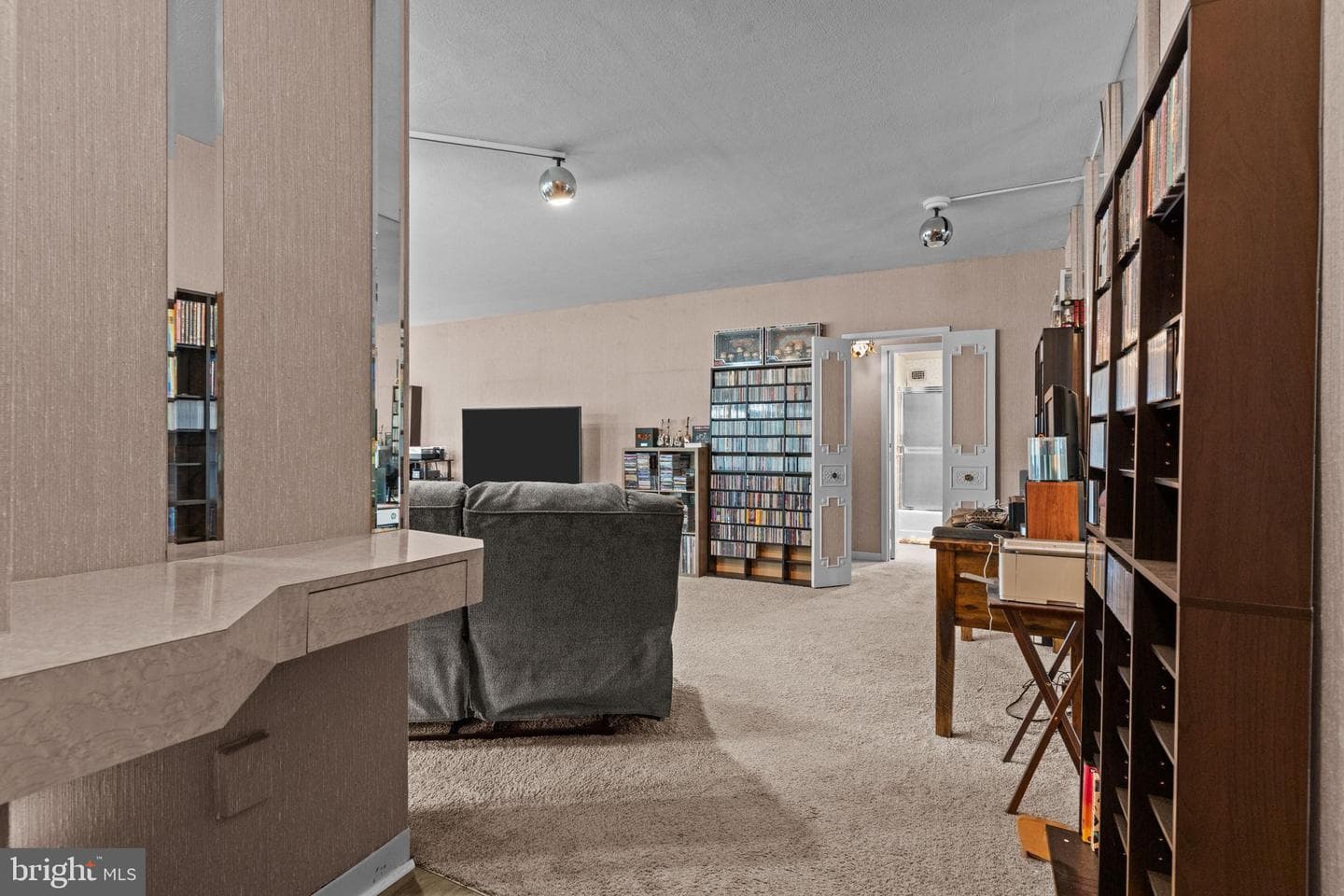 7900 Old York Road #414-A photo 7