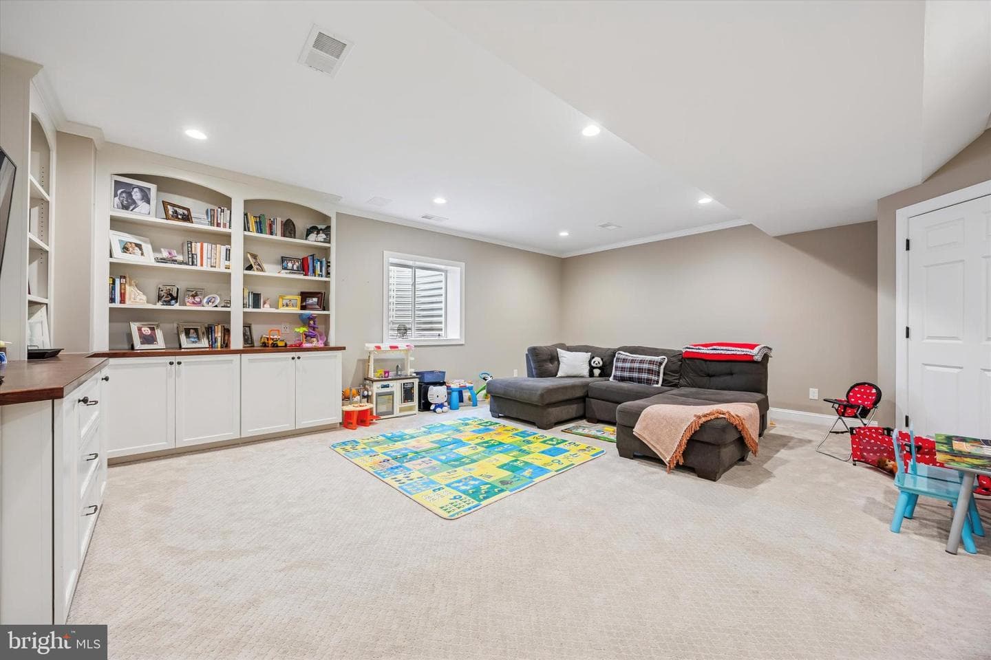 543 Avonwood Road photo 32