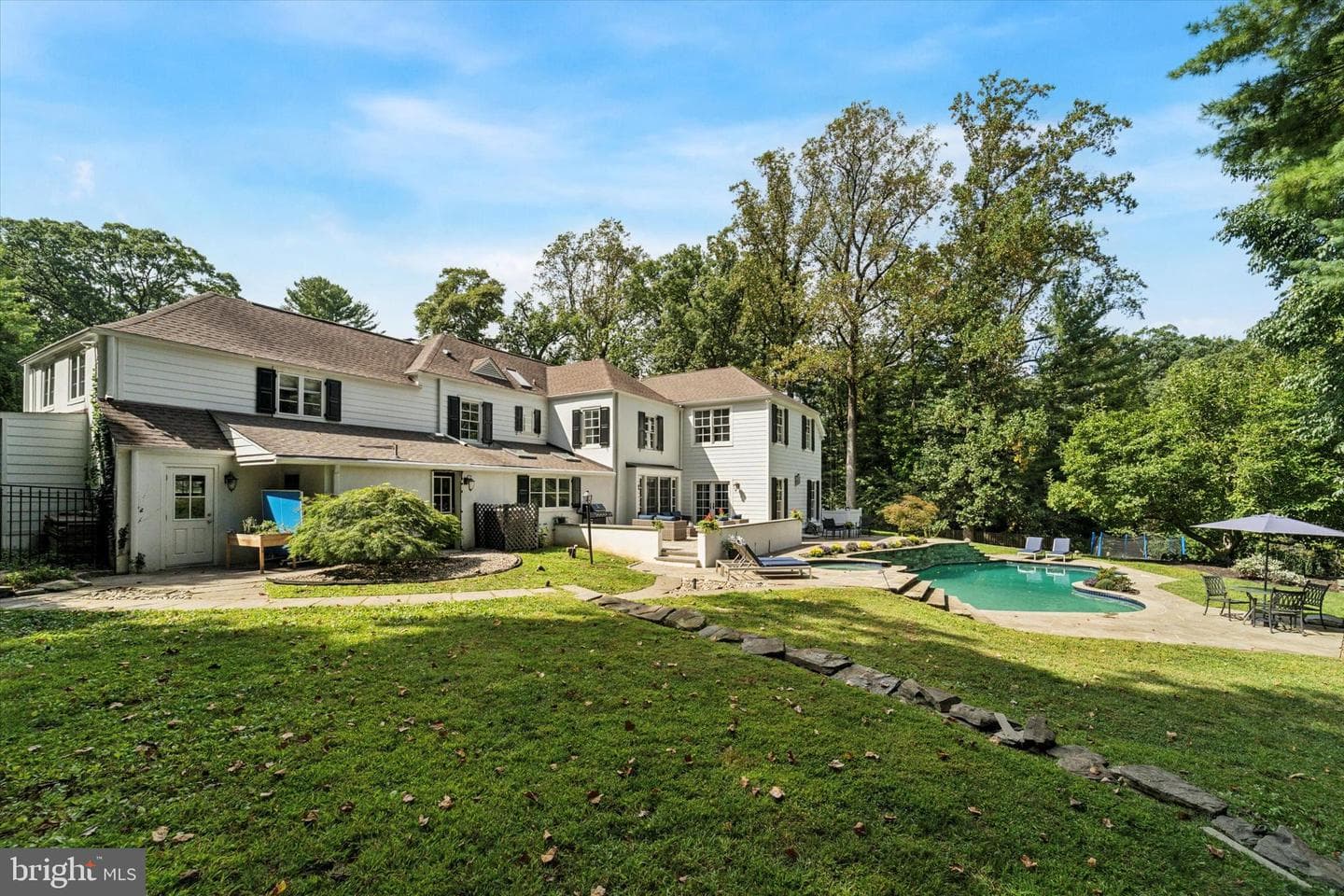 543 Avonwood Road photo 48