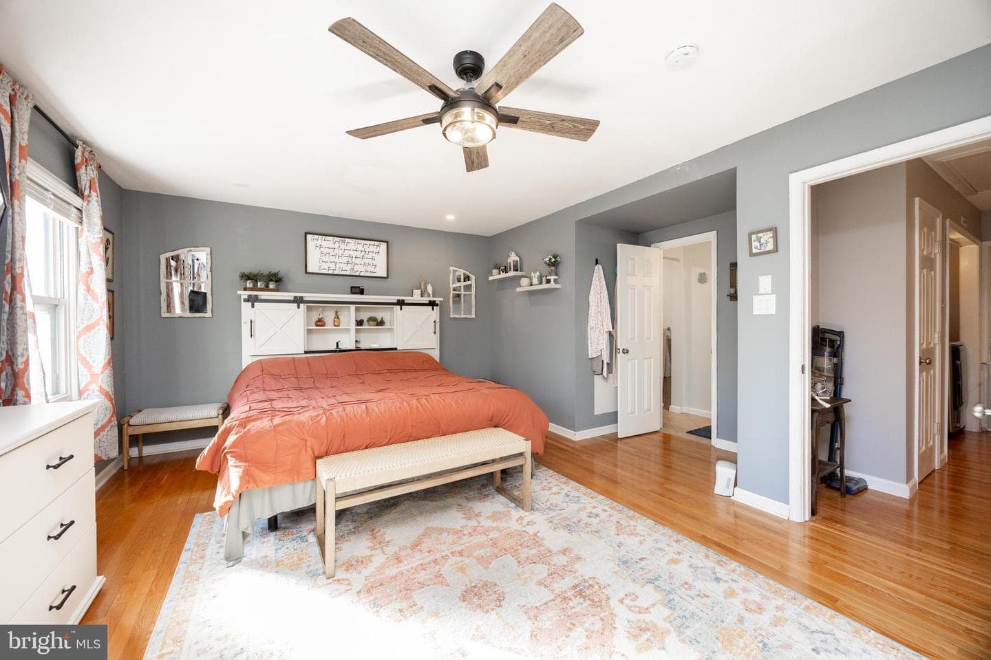 135 Winged Foot Court photo 20