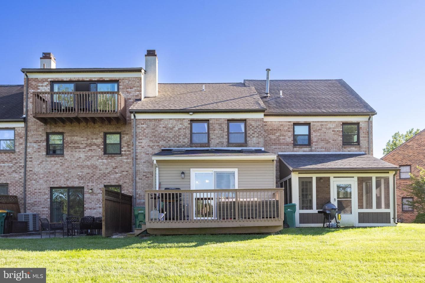 135 Winged Foot Court photo 40