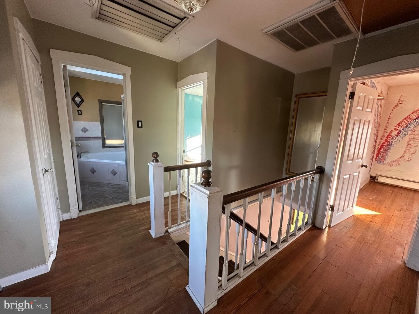 208 Jacksonville Road photo 9