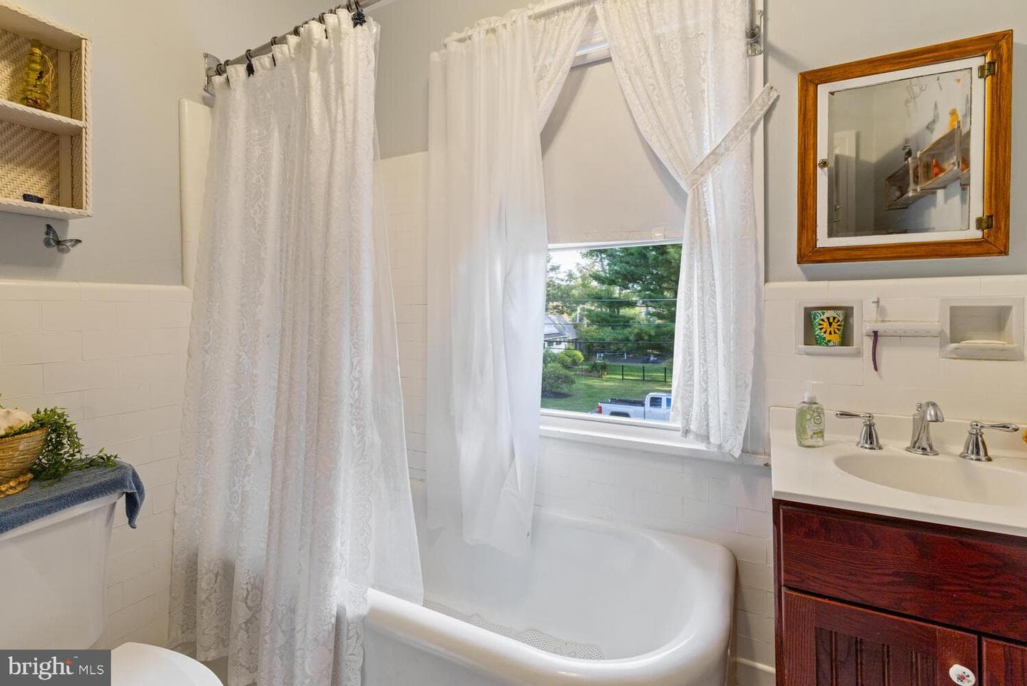47 Fairview Avenue photo 13