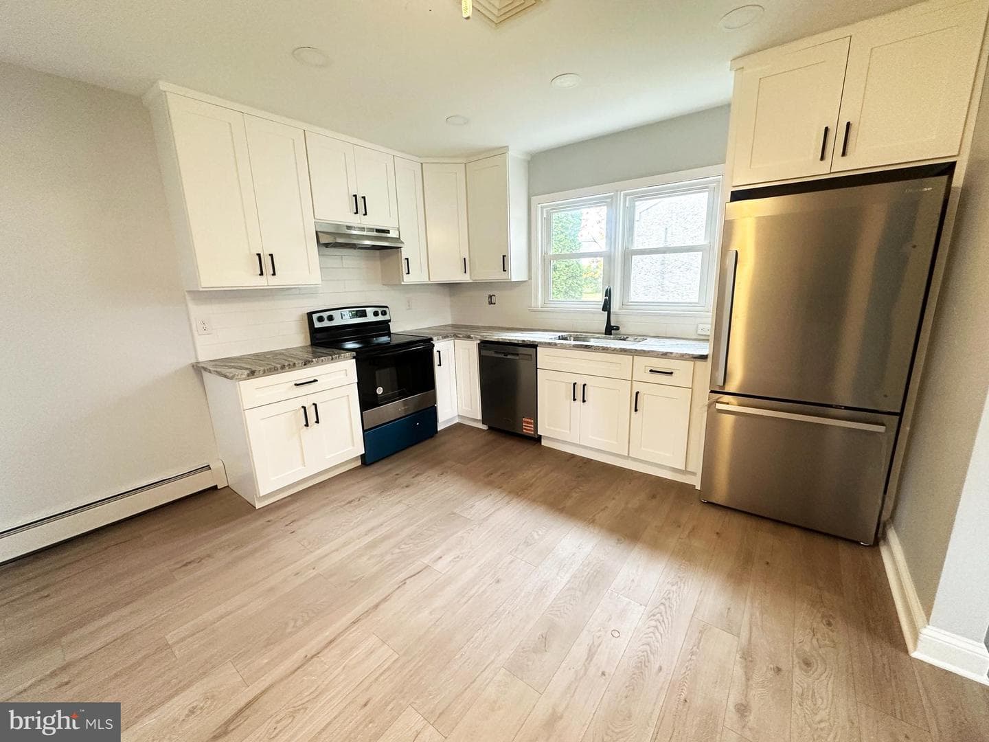 316 Pennbrook Avenue photo 3