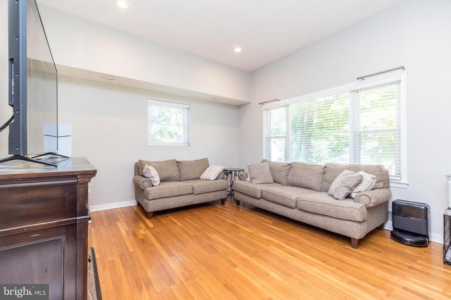 2812 Meyer Avenue photo 21