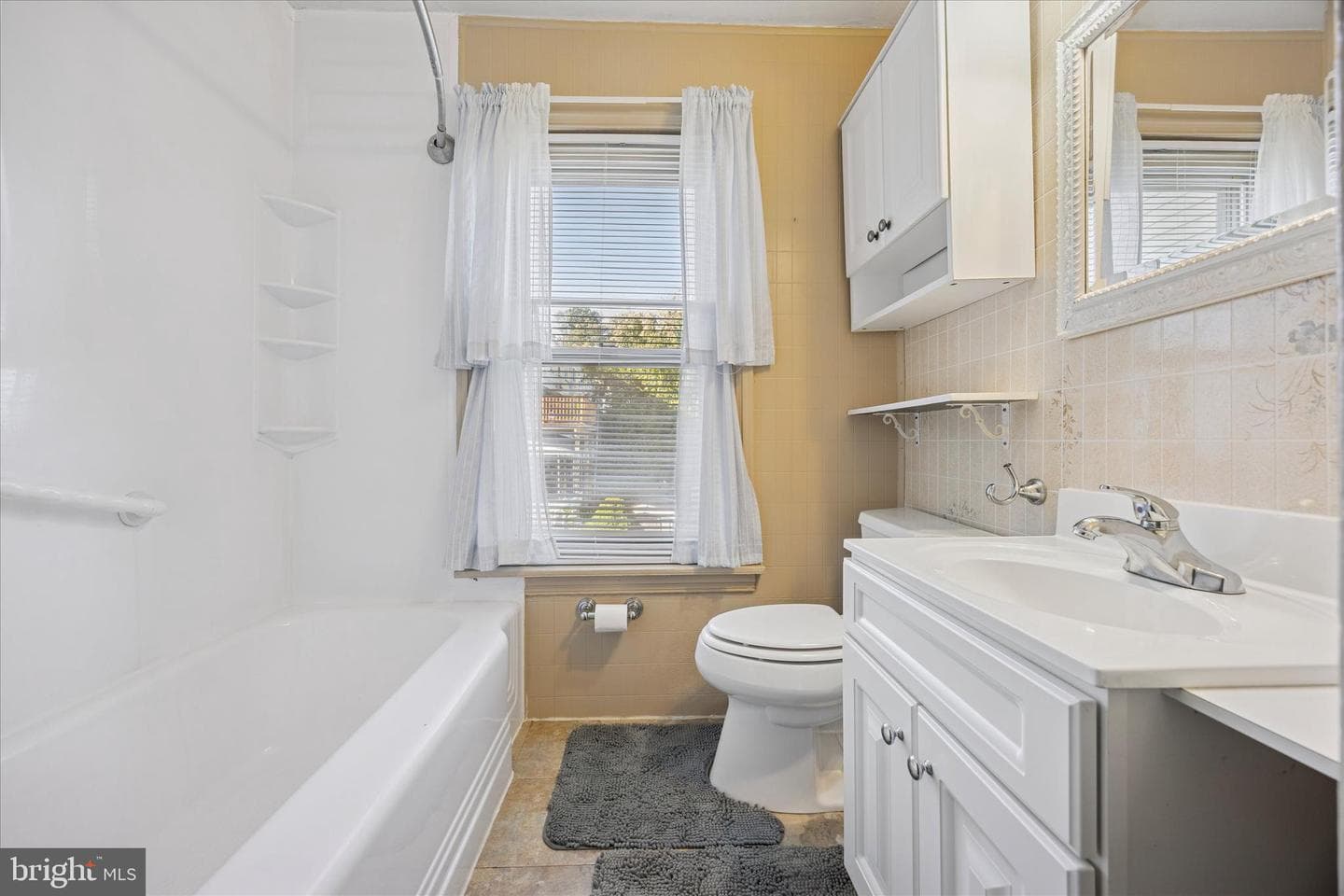218 Bullock Street photo 4