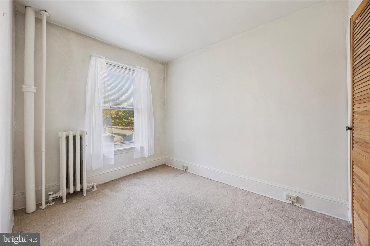 218 Bullock Street photo 7