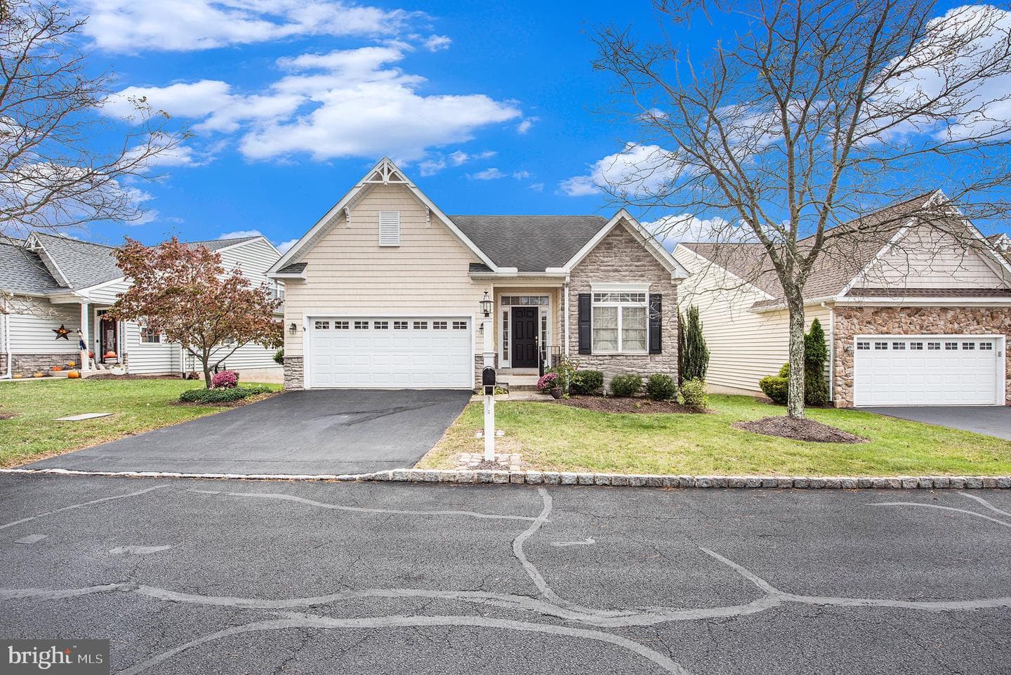 4388 Buttercup Circle