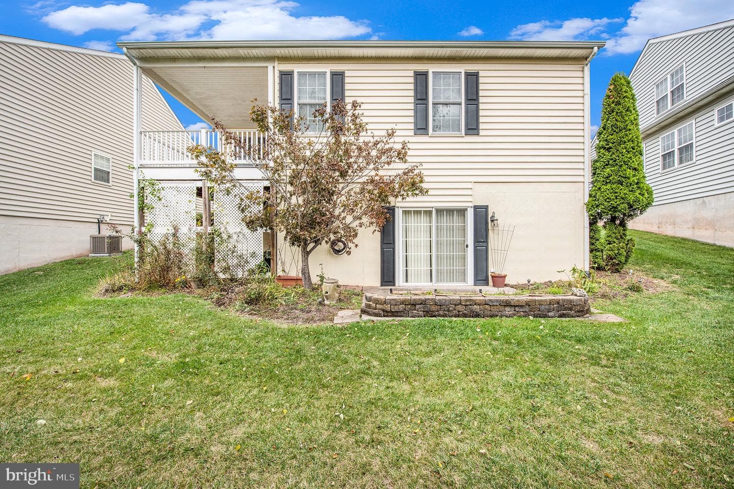 4388 Buttercup Circle photo 37