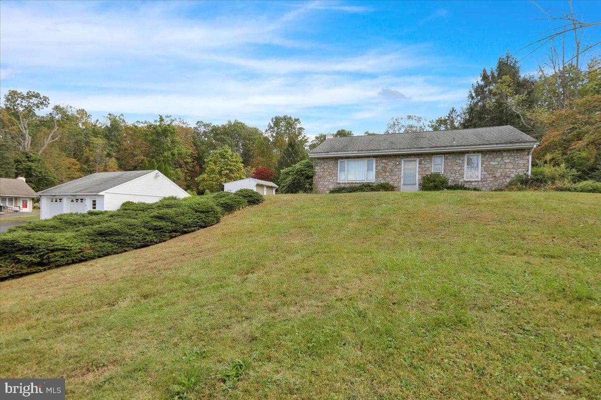 3769 Geryville Pike