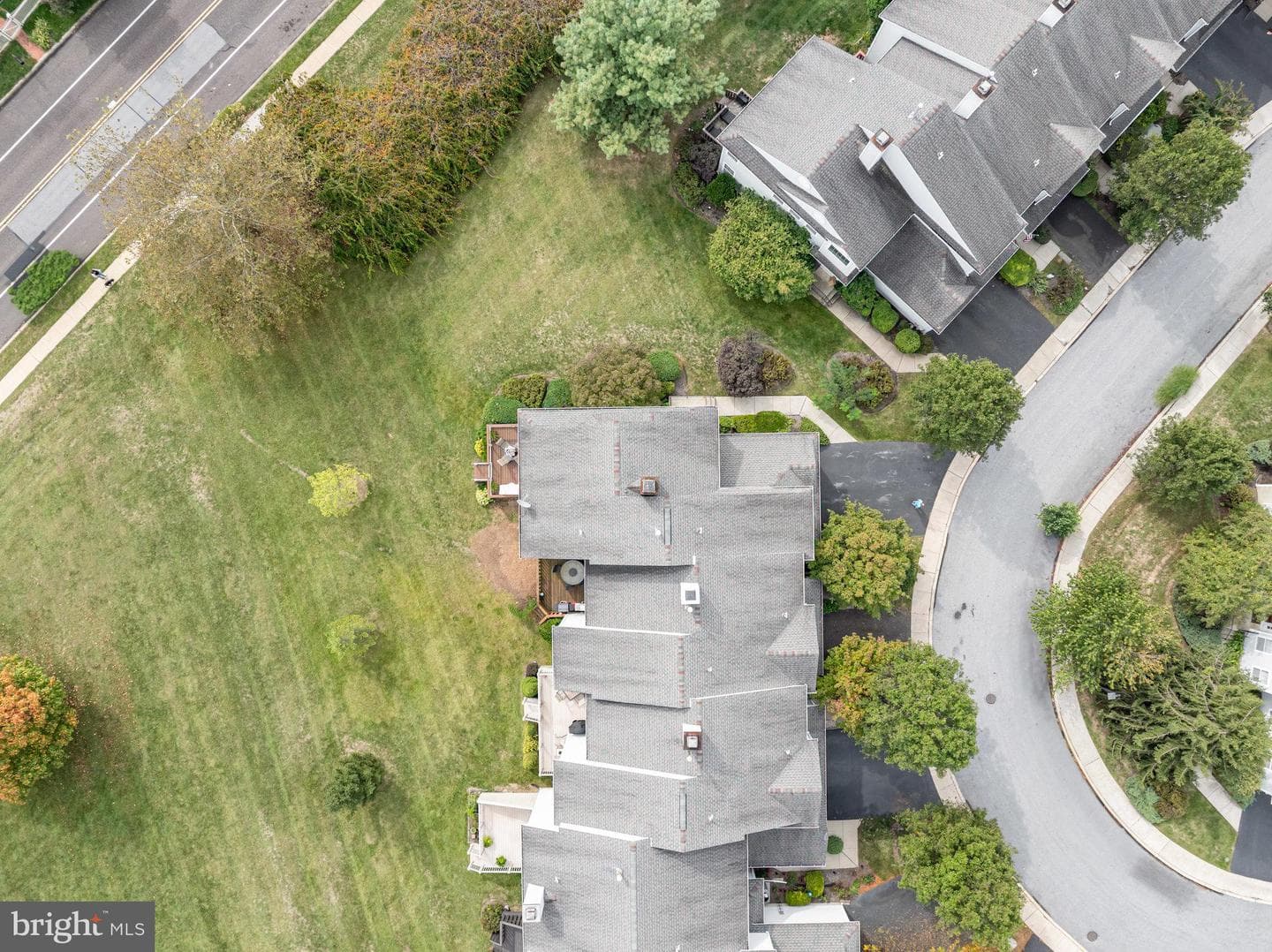 7 Victoria Circle photo 40