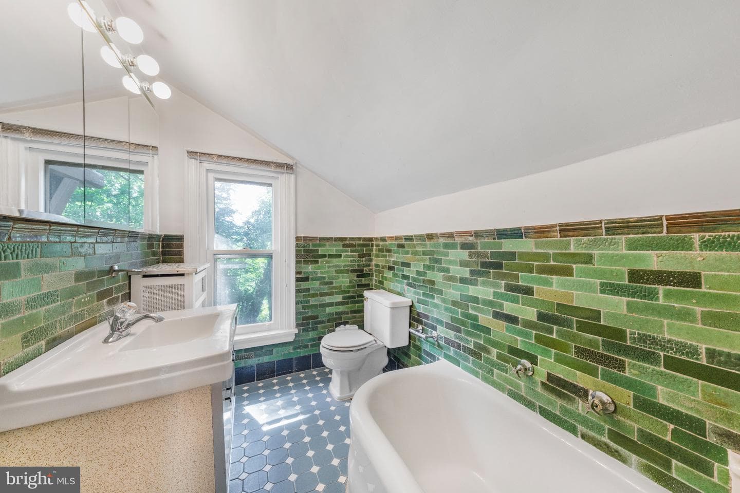 8210 Westminster Road photo 22