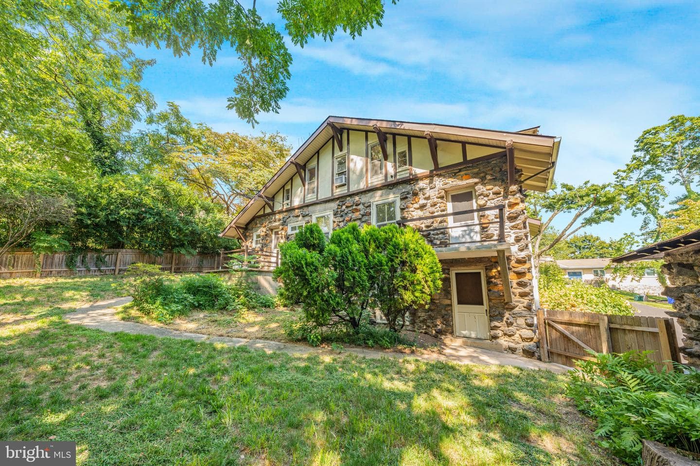 8210 Westminster Road photo 4