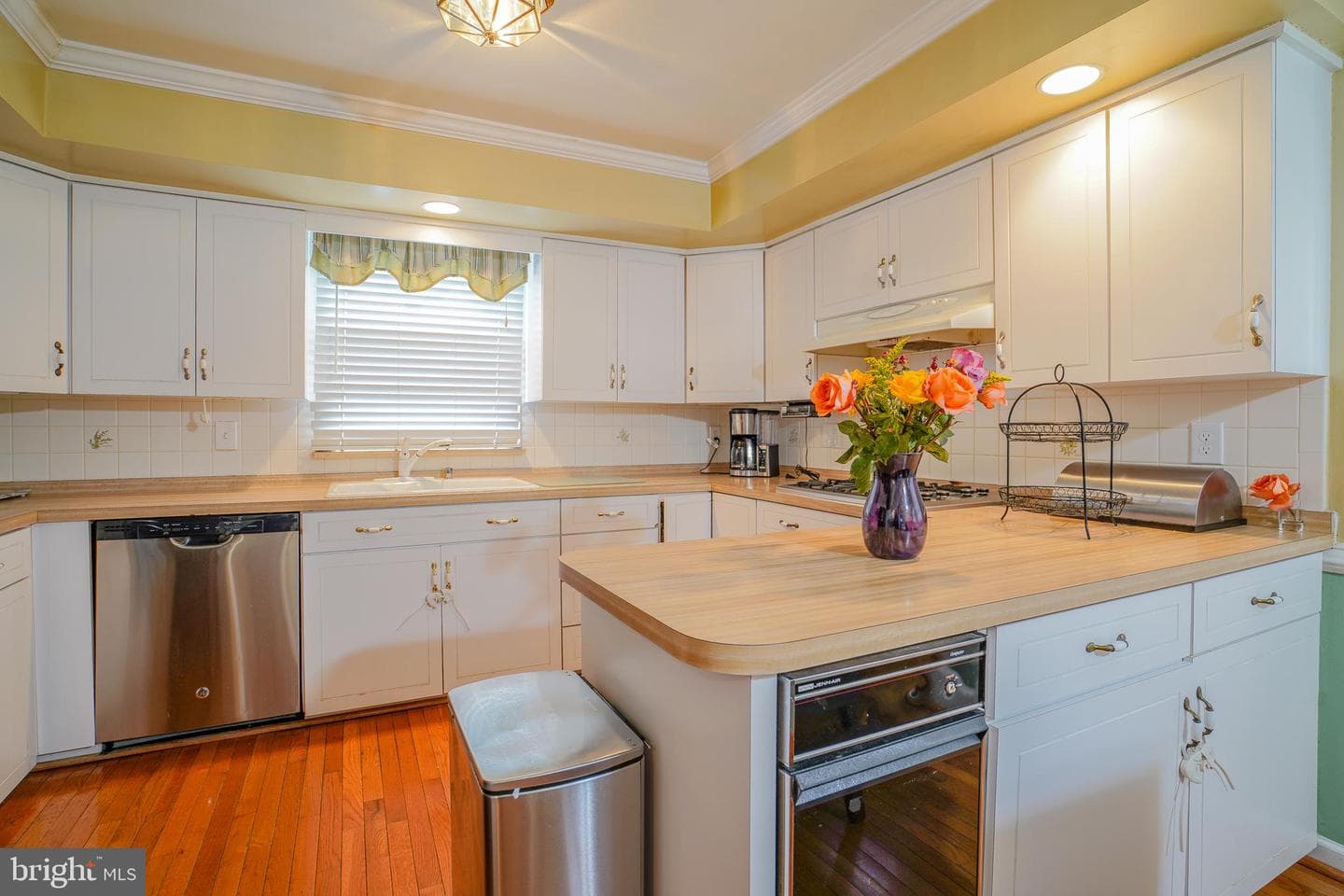 245 Barclay Circle photo 14