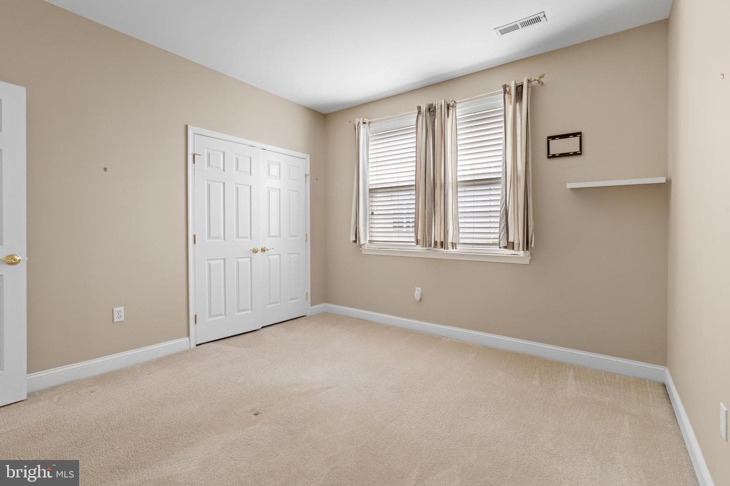 4389 Meadowridge Lane photo 24
