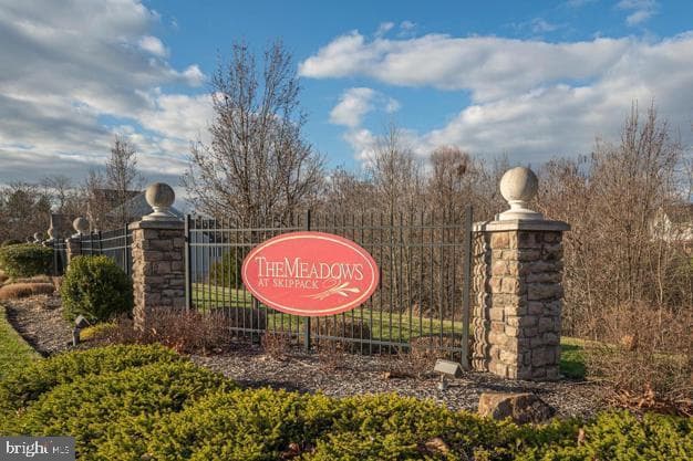 4389 Meadowridge Lane photo 29
