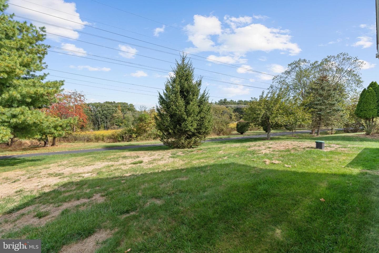 4389 Meadowridge Lane photo 4