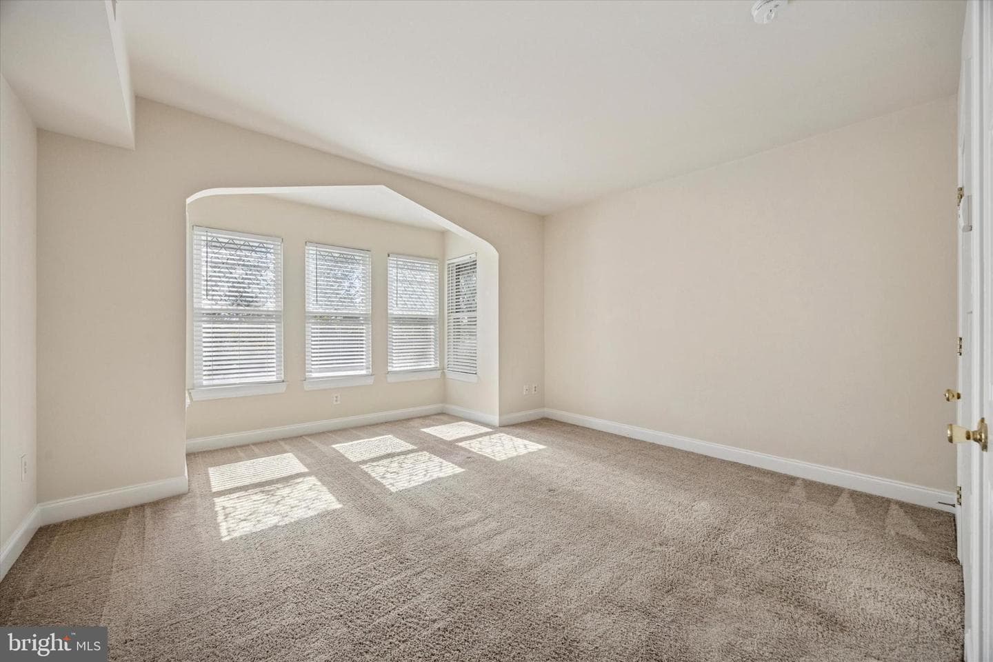 639 High Street photo 19